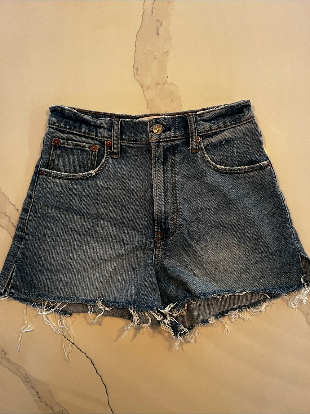 Abercrombie & Fitch The Cutoff Short High Rise